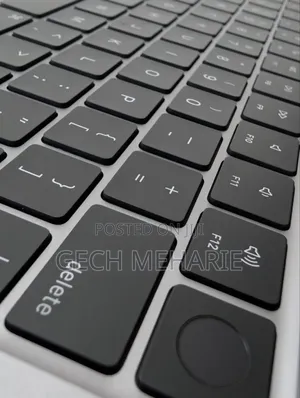 New Laptop Apple MacBook Air 2023 M2 8GB Apple M2 SSD 256GB