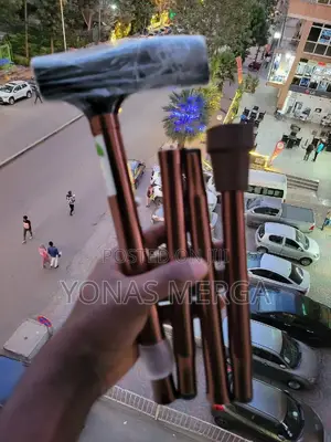 Walking Stick閻people With Walking Disabilitie發hold It Easily