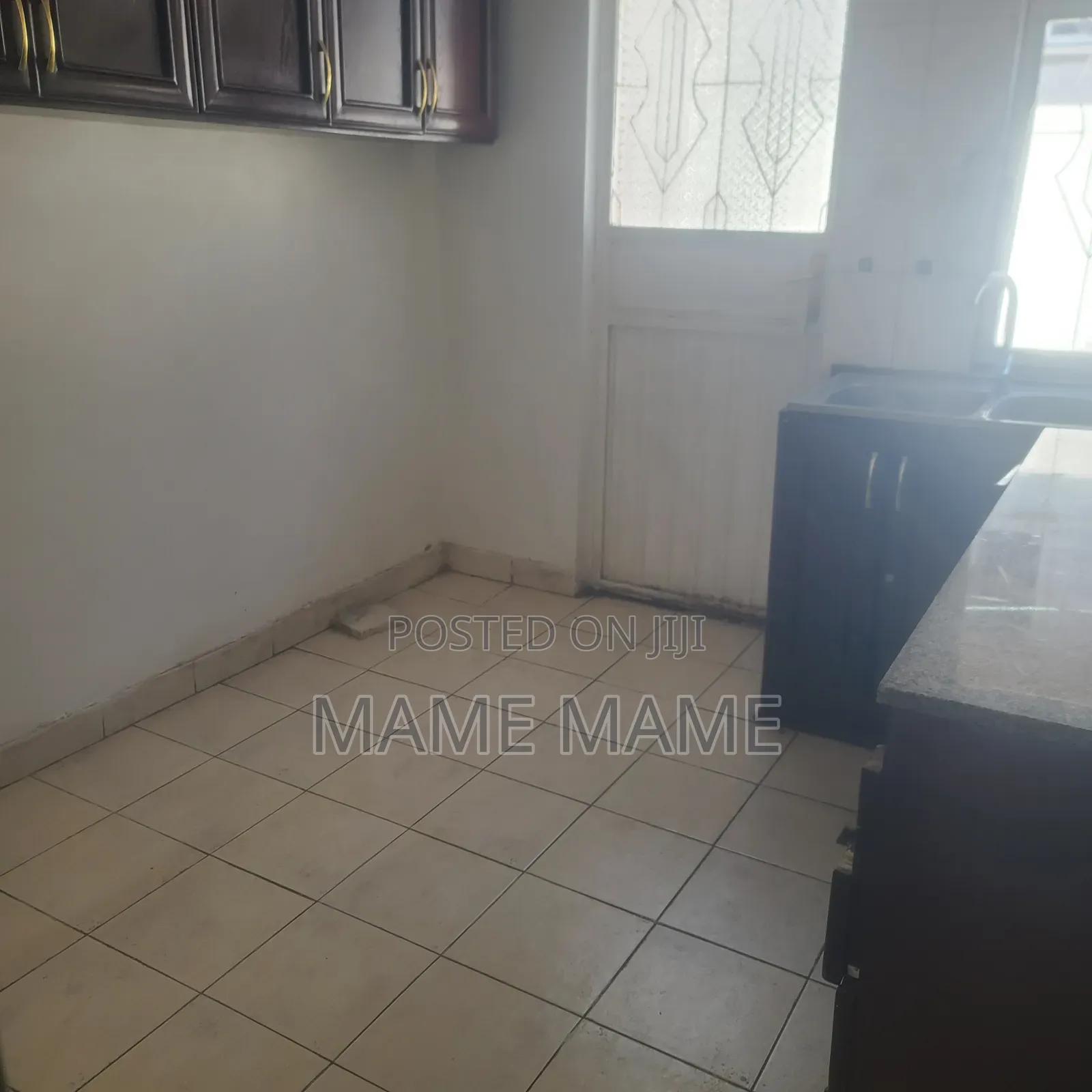5bdrm House in Addis Abeba, Bole for rent