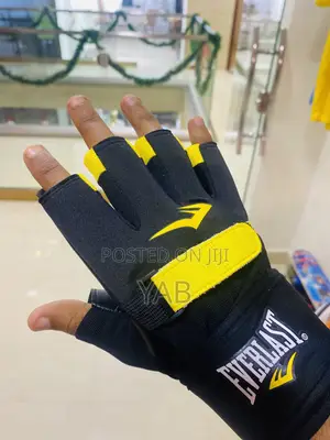 Everlast Gym Gloves