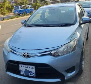 Toyota Yaris 2016 Blue