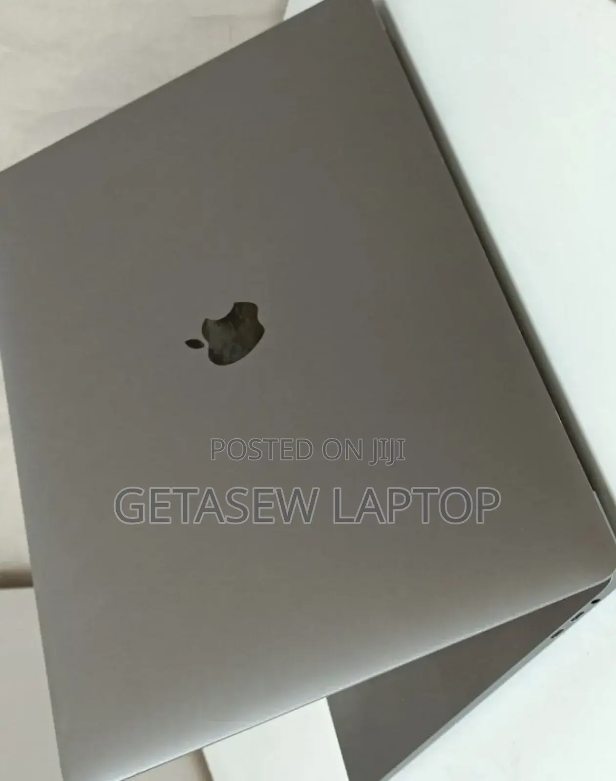 New Laptop Apple MacBook Pro 2017 16GB Intel Core I7 SSD 512GB