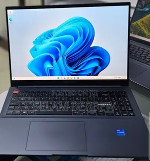 New Laptop Asus Vivobook 16 16GB Intel Core I7 SSD 512GB