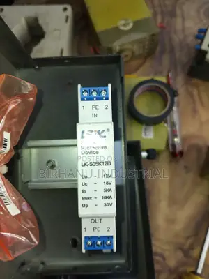 Surge Protection Arrester With Rail and Box.