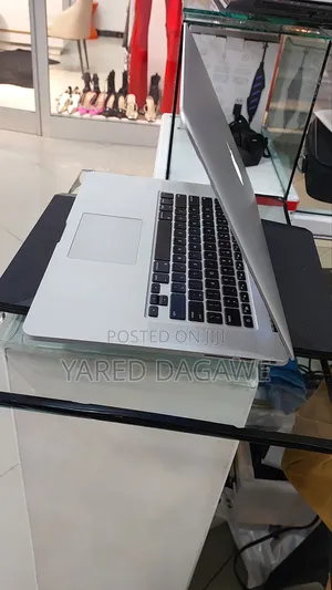 New Laptop Apple MacBook Pro 2015 16GB Intel Core I7 SSD 512GB