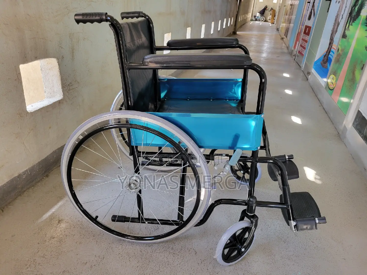 Wheelchair Portable嘅corrosion Resistant,Easy to Drive Store