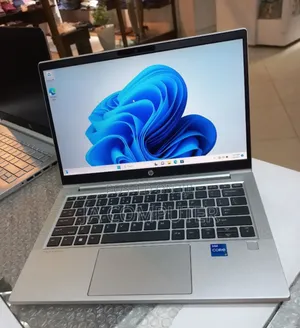 New Laptop HP ProBook 430 G8 8GB Intel Core I7 SSD 512GB