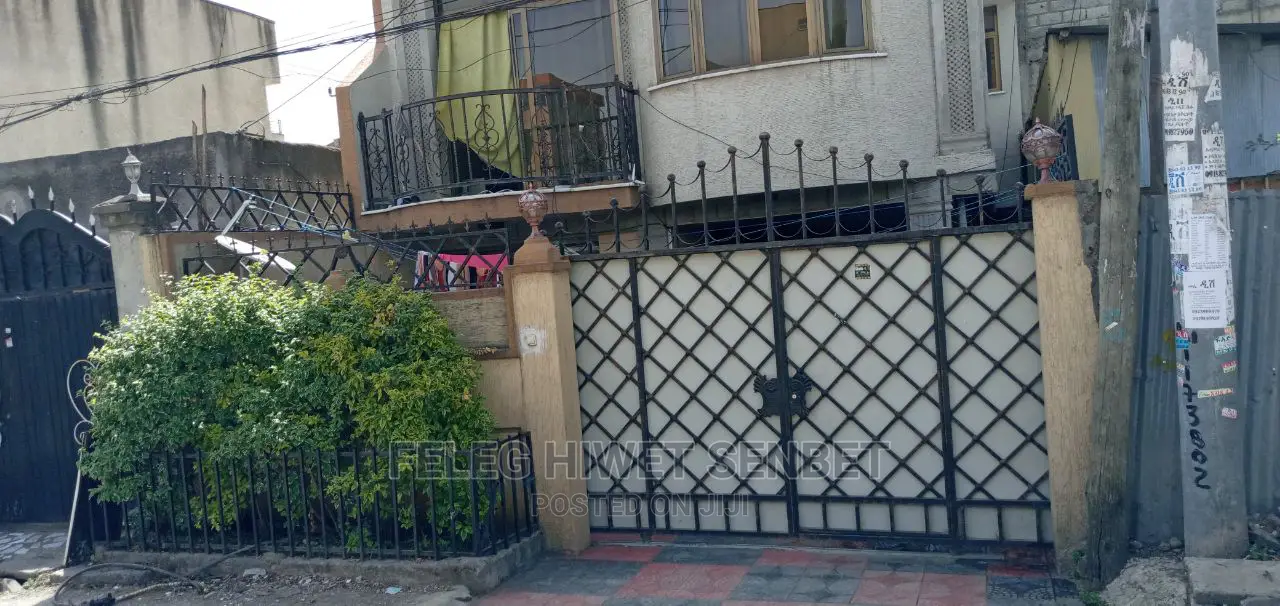Furnished 4bdrm House in አአ, Bole for Sale
