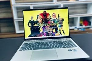 New Laptop HP Pavilion 15 16GB Intel Core I7 SSD 512GB