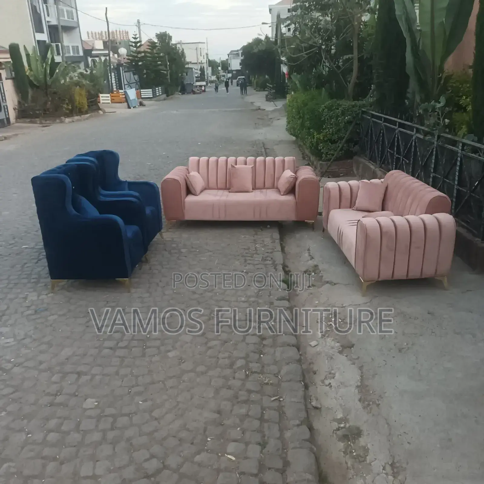 Sofa ውብትና ጥራቱን የጠበቀ ሶፋ Sofa