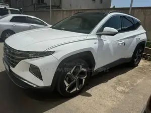 Hyundai Tucson 2021 White