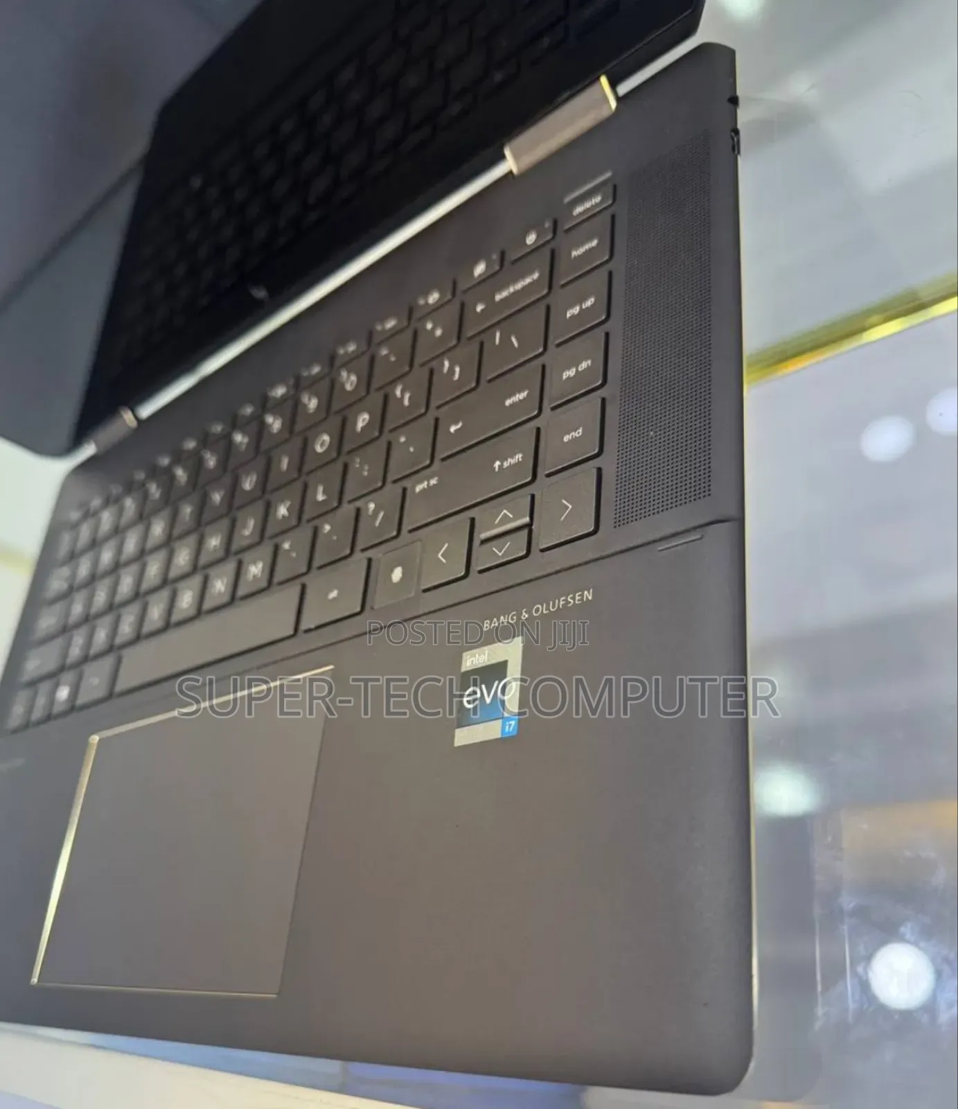 New Laptop HP Spectre X360 16GB Intel Core I7 SSD 512GB