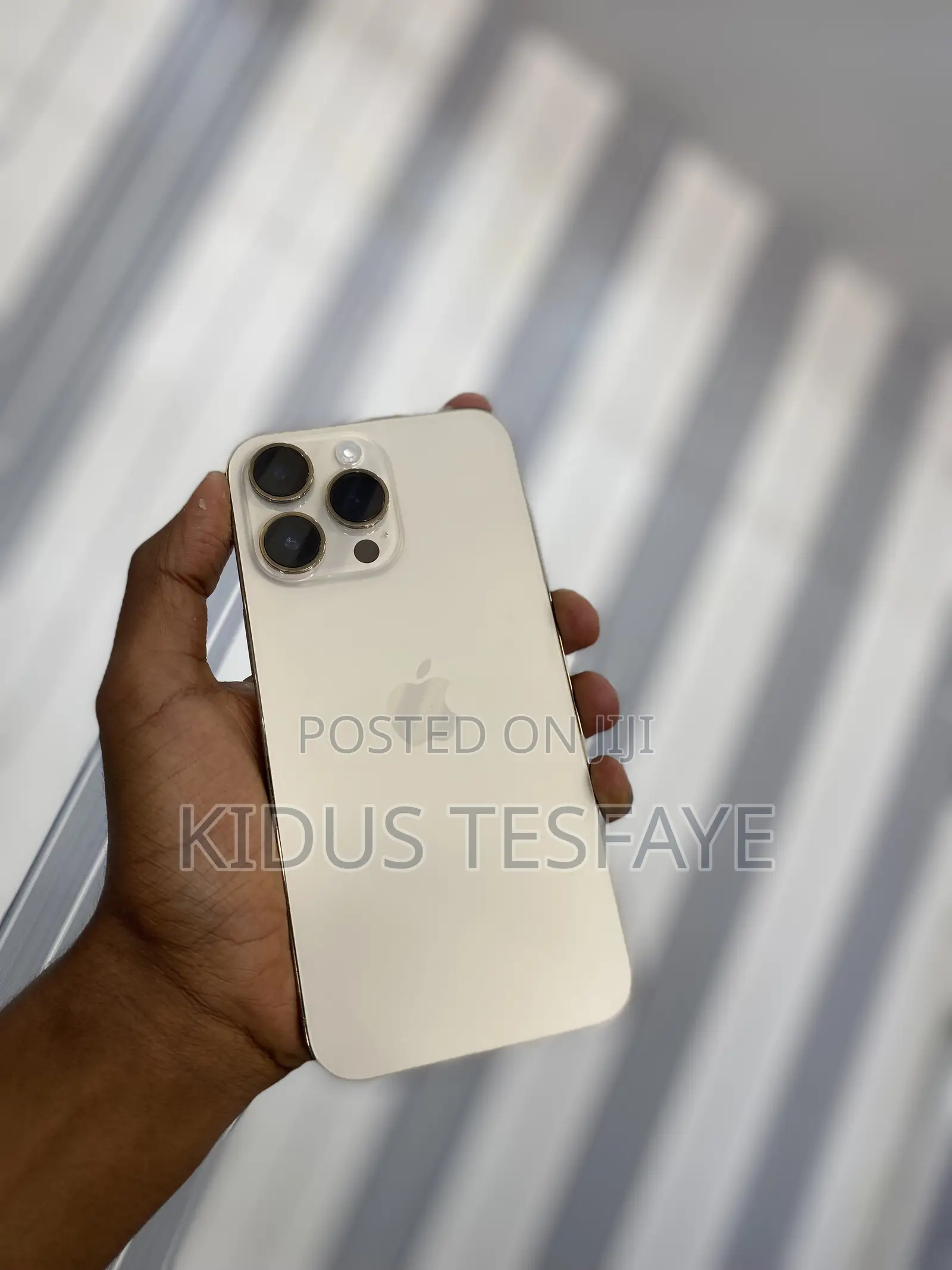 Apple iPhone 14 Pro Max 256 GB Gold