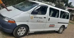Toyota HiAce 2006 White