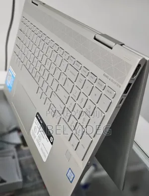 New Laptop HP Envy X360 8GB Intel Core I5 SSD 512GB