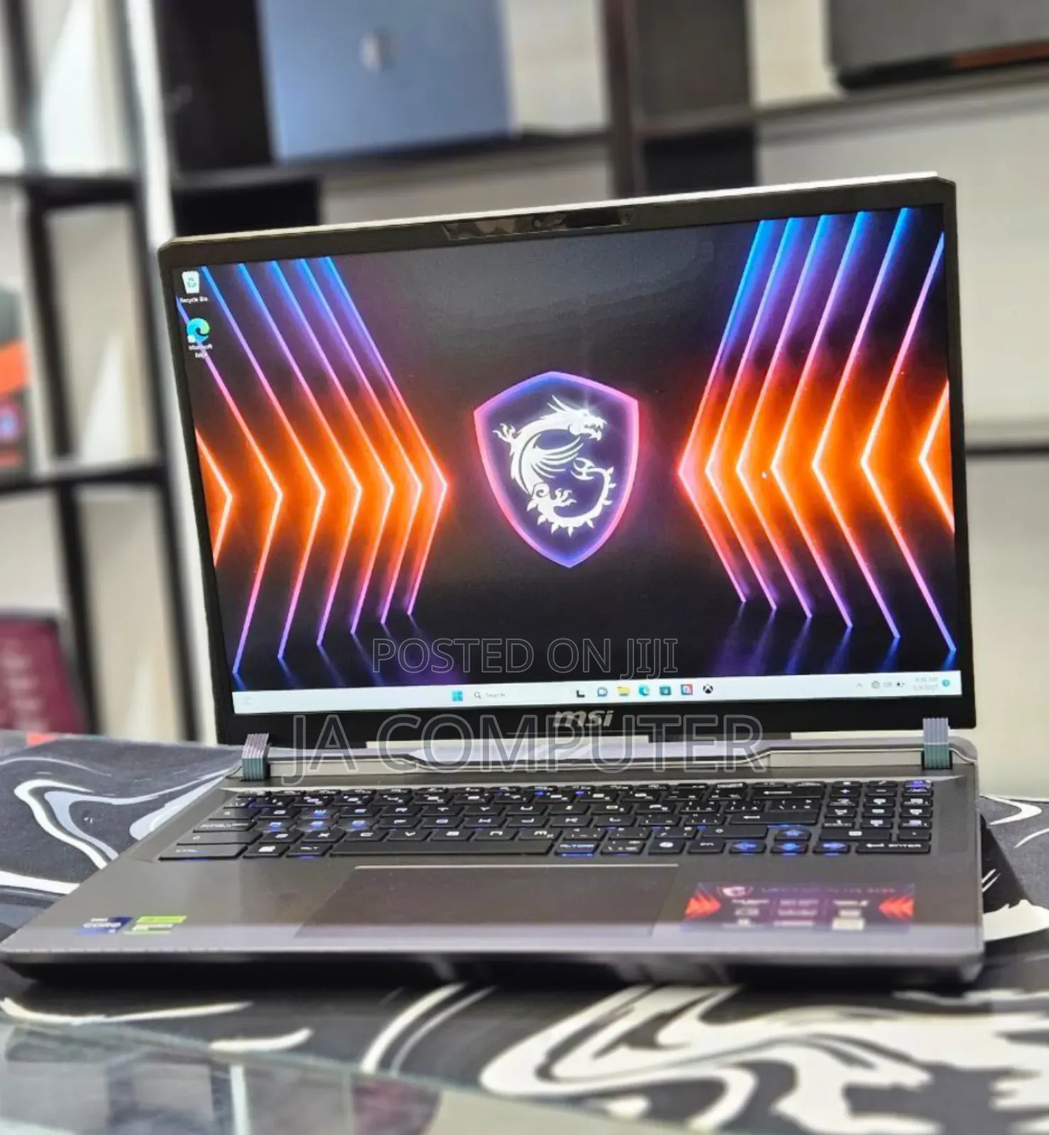 New Laptop MSI Vector GP68 HX 13V 32GB Intel Core I9 SSD 1T