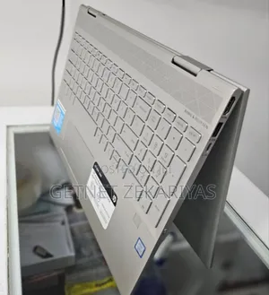 New Laptop HP Envy X360 8GB Intel Core I5 SSD 512GB