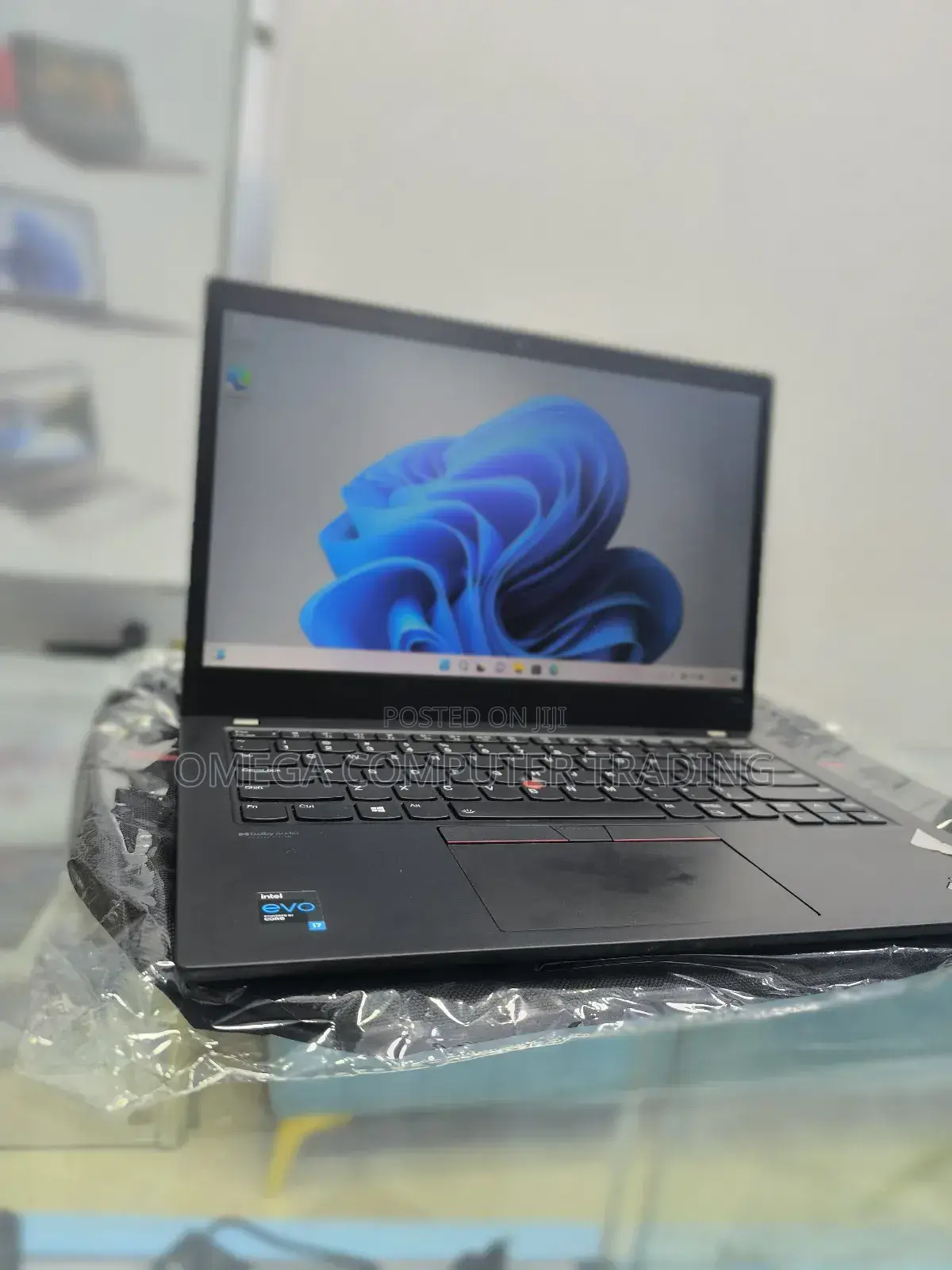 New Laptop Lenovo ThinkPad T14 G2 32GB Intel Core i7 SSD 512GB