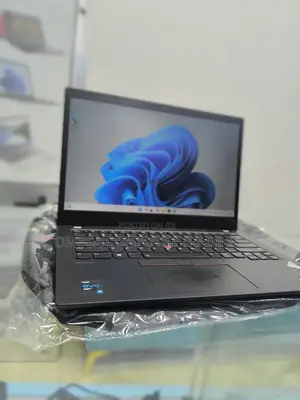 New Laptop Lenovo ThinkPad T14 G2 32GB Intel Core i7 SSD 512GB