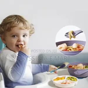ባለ ሁለት ክፍል የልጆች መመገቢያ ሳህን Baby Suction Bowl