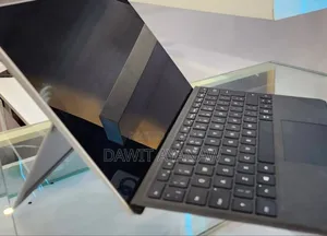 New Laptop Microsoft Surface Pro 7 8GB Intel Core I7 SSD 256GB