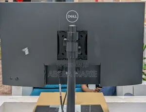 Almost New Dell 27 Inch Dell 27" Inch 8
