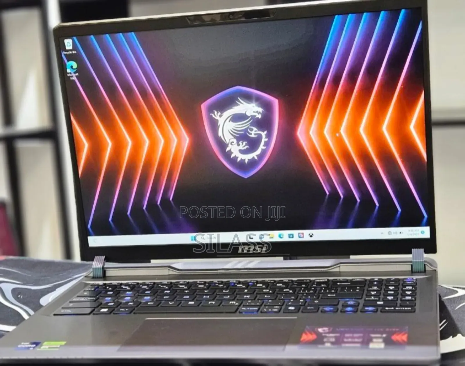 New Laptop MSI Vector GP68 HX 13V 32GB Intel Core I9 SSD 1T