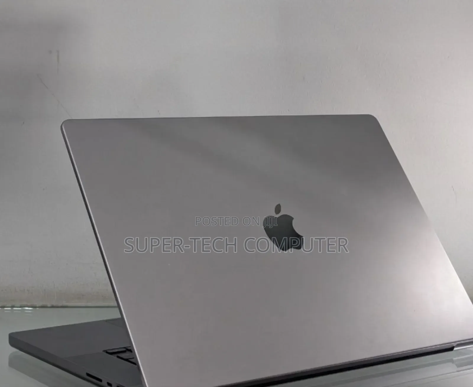 New Laptop Apple MacBook Pro 2021 M1 16GB Apple M1 Pro SSD 1T