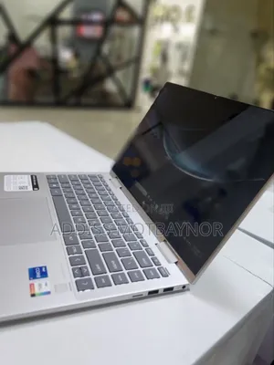 New Laptop HP Envy X360 16GB Intel Core I7 SSD 512GB
