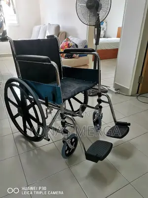 Wheelchairs for Aldults去ㄧwheelchair冉哈wheelchair弓形wheelchair