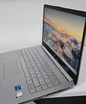 New Laptop HP Stream Notebook 8GB Intel Core I5 SSD 1T