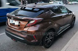 Toyota C-HR 2018 Brown