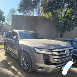New Toyota Land Cruiser 2023 Gold