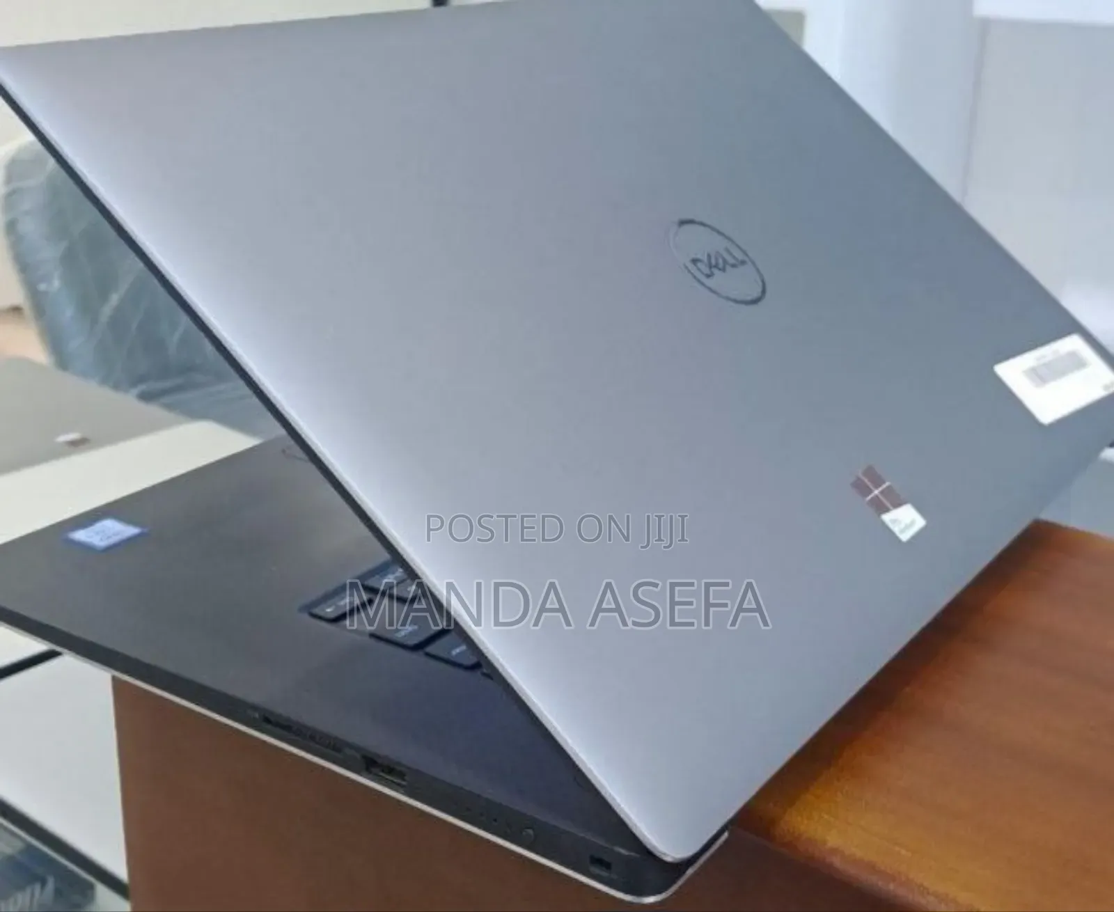 New Laptop Dell XPS 15 16GB Intel Core I7 SSD 512GB