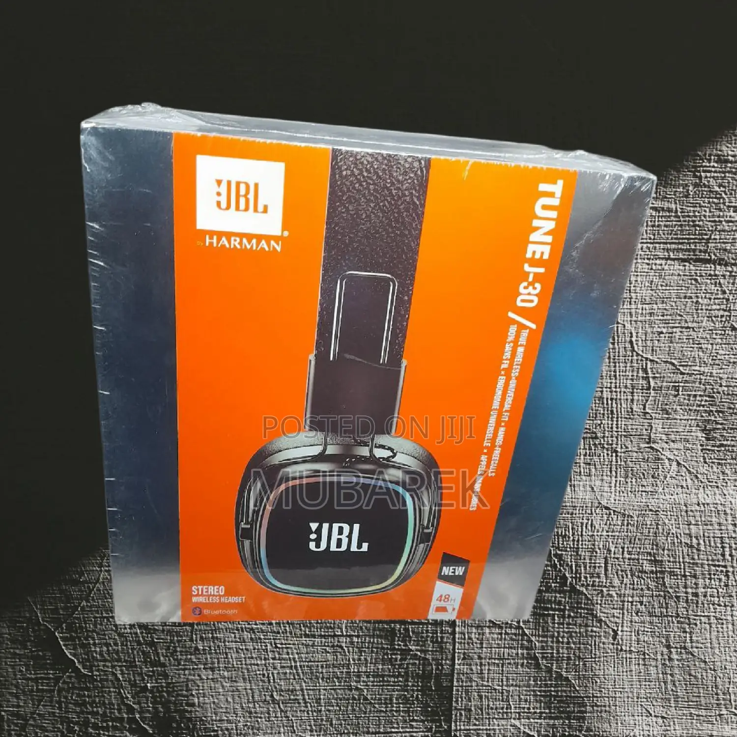 JBL TUNE J-30 Foldable and Compact Design