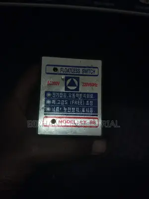 Floatless Relay