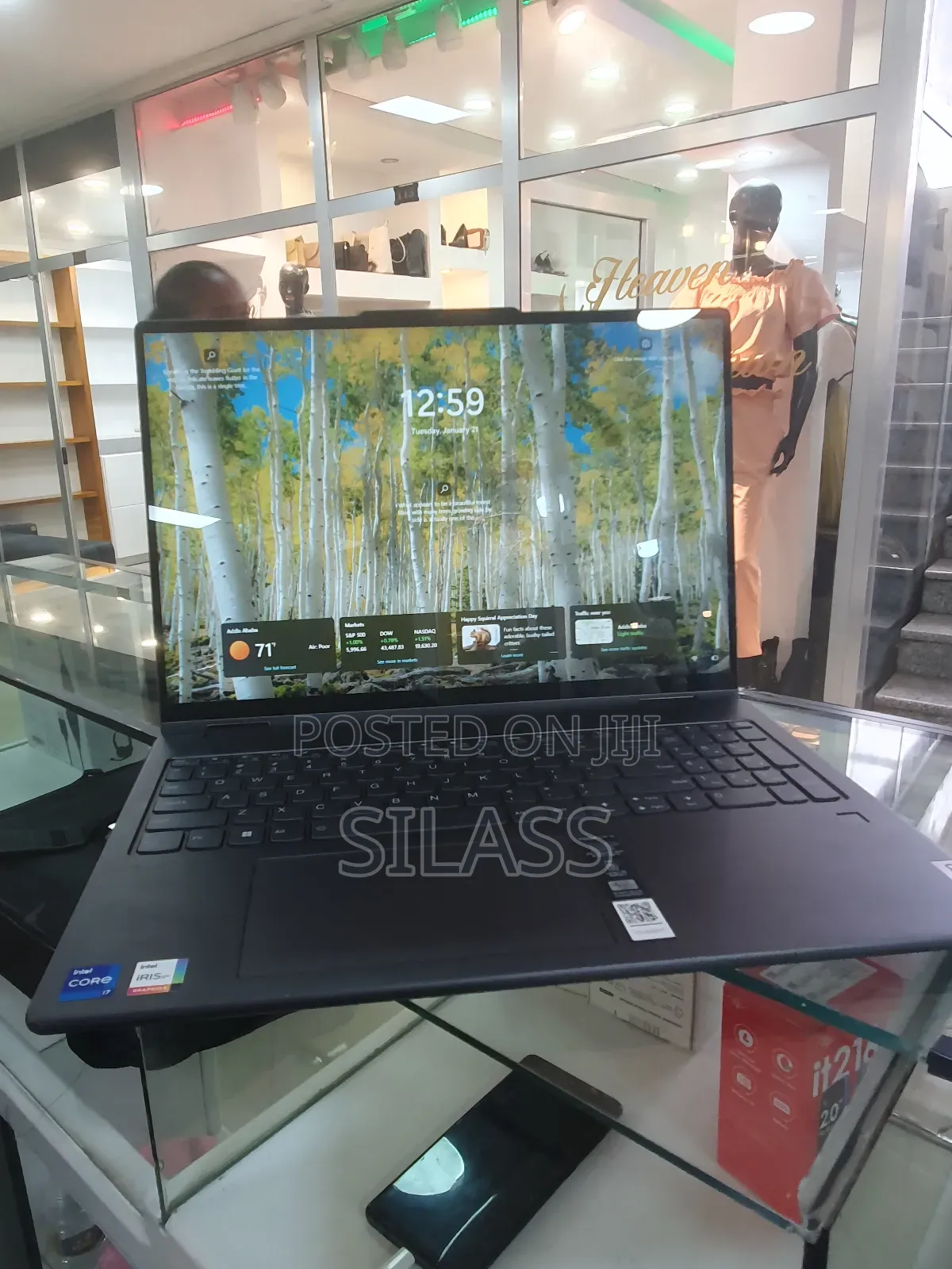 New Laptop Lenovo Yoga 7i 16GB Intel Core I7 SSD 512GB