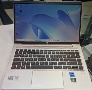New Laptop HP ProBook 440 G9 16GB Intel Core I7 SSD 512GB