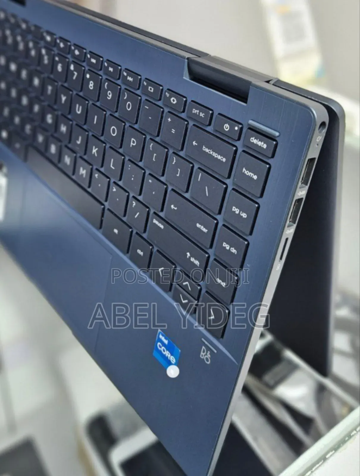 New Laptop HP Pavilion X360 8GB Intel Core I3 SSD 256GB