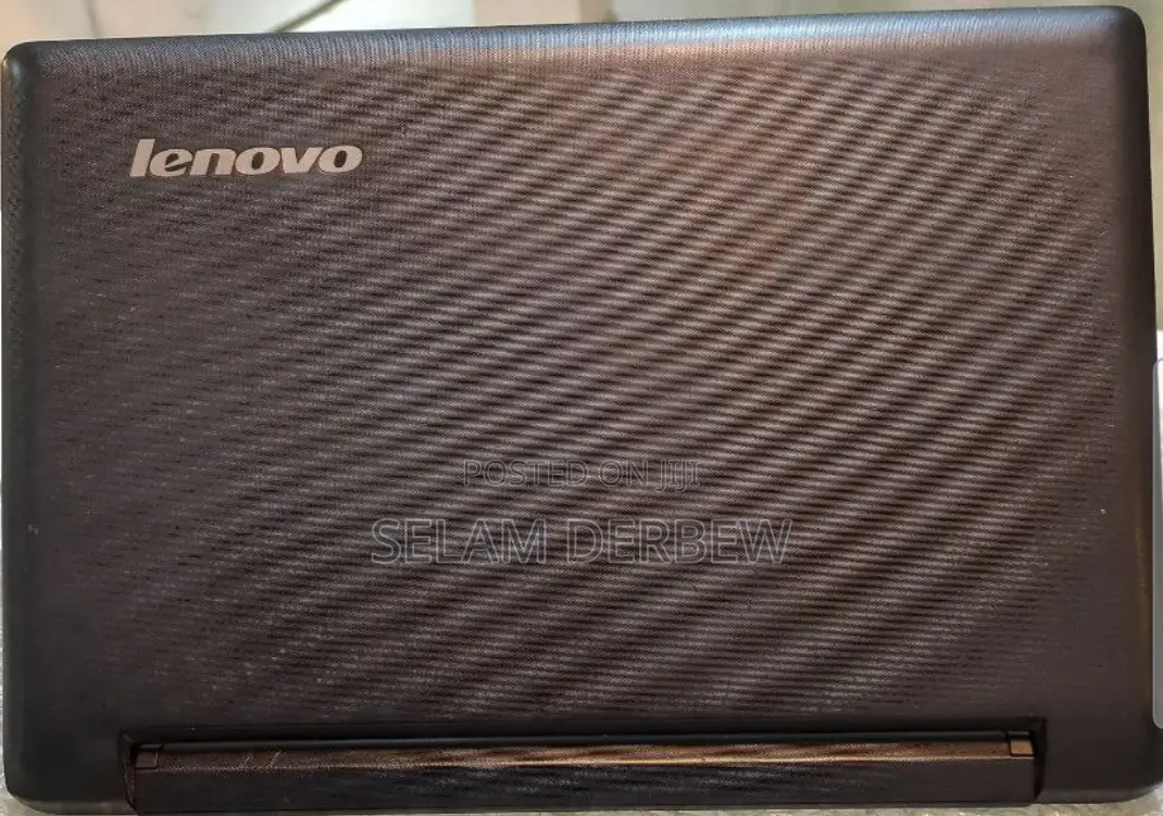 Lenovo ideapad 16 GB Black