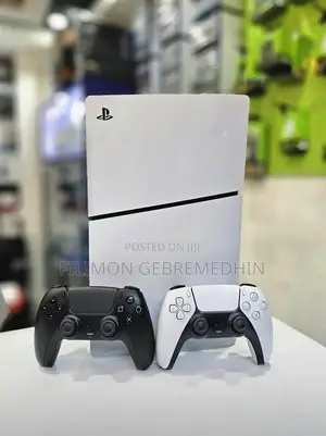 ፕሌይስቴሽን 5 Slim