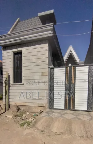 3bdrm House in Tena Tabiya, Adama for sale
