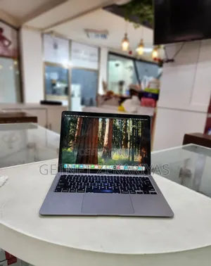 New Laptop Apple MacBook Air 2020 8GB Intel Core I3 SSD 256GB