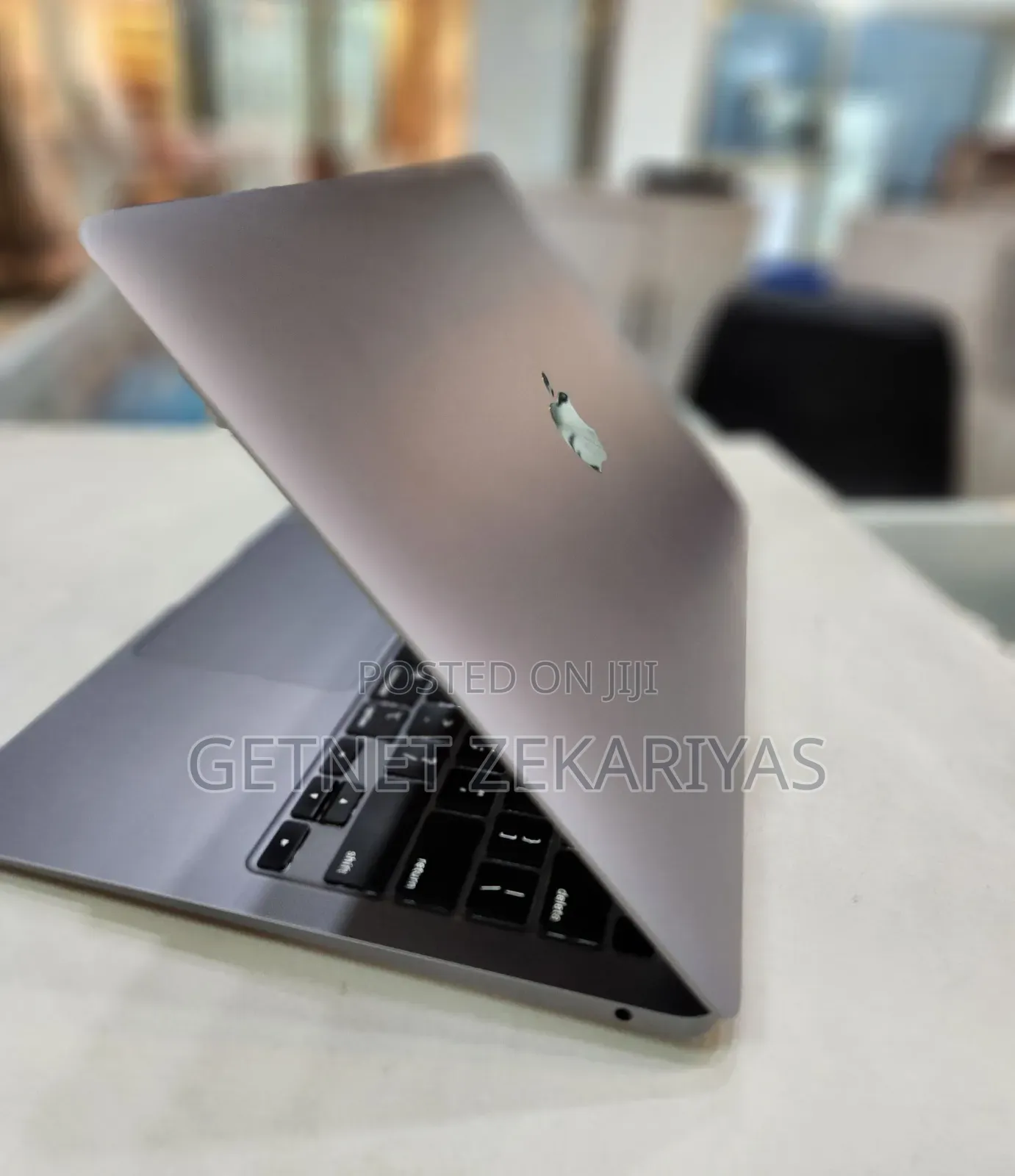 New Laptop Apple MacBook Air 2020 8GB Intel Core I3 SSD 256GB
