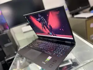 New Laptop HP Omen 15 32GB Intel Core I7 SSD 512GB