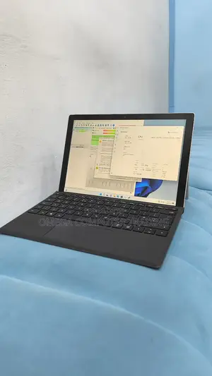 New Laptop Microsoft Surface Pro 7 8GB Intel Core i5 SSD 256GB