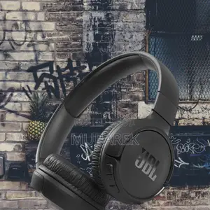 JBL Tune 510bt Typical Lightweight and Stylish Headphones