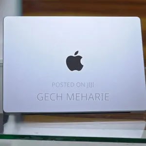 New Laptop Apple MacBook Pro 2023 M3 14-Inch 16GB Apple M3 SSD 512GB