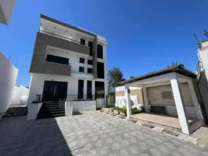 6bdrm Villa in Bole for sale
