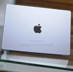 New Apple MacBook Pro 2023 M3 14-Inch 16GB Apple M3 Pro SSD 512GB